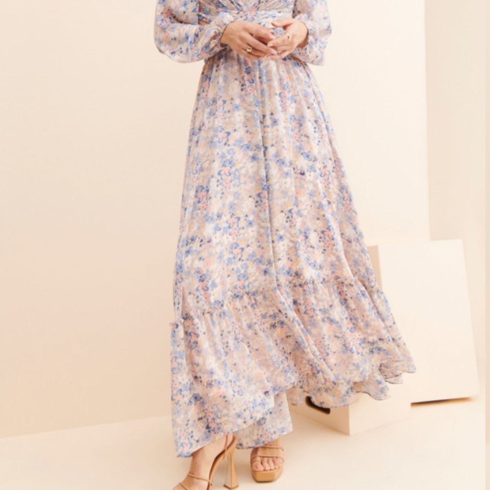 Astr The Label Kammy Floral Cutout Maxi Dress Blue Pink - Picture 4 of 6